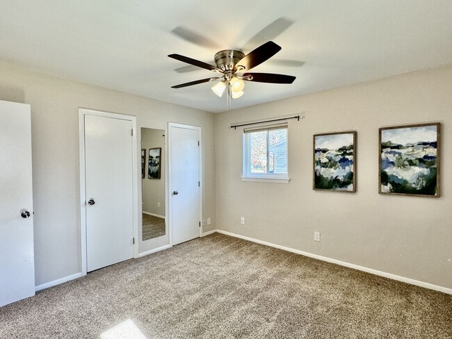 Building Photo - READY 08-26-25!! 3-Bedroom Ranch W/Fenced ...