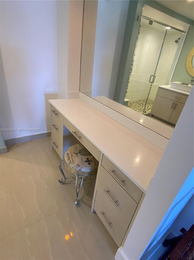 Building Photo - 1500 S Ocean Dr