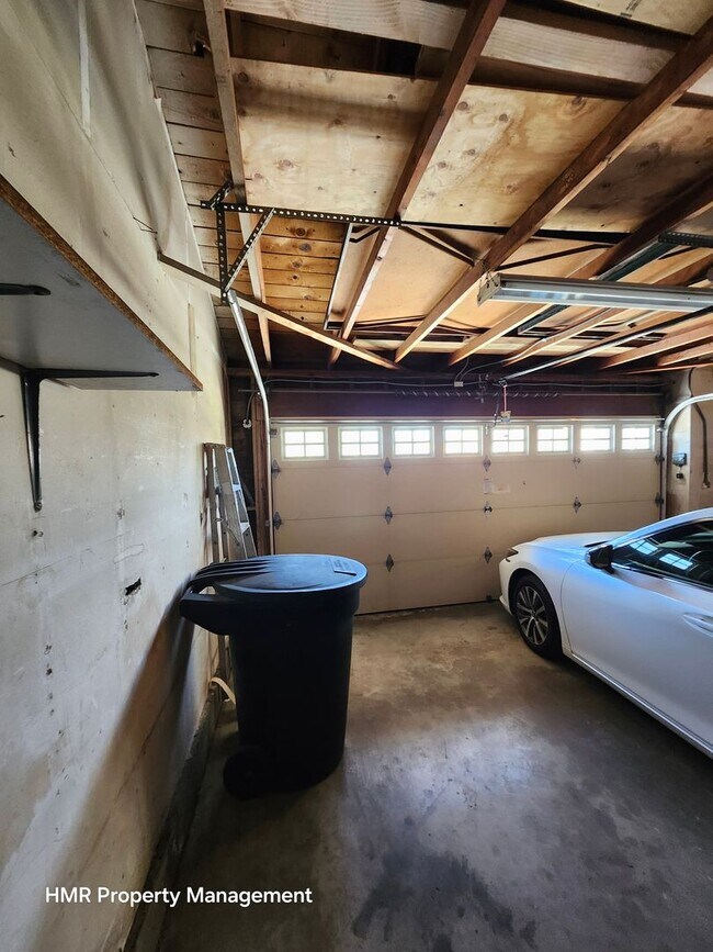 Building Photo - Two story fully remodel home in West Covin...