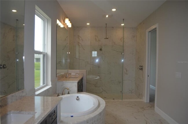 Building Photo - 34109 Tributary Ct