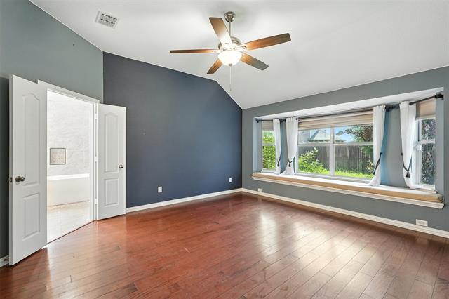 Building Photo - 3011 Clear Springs Dr