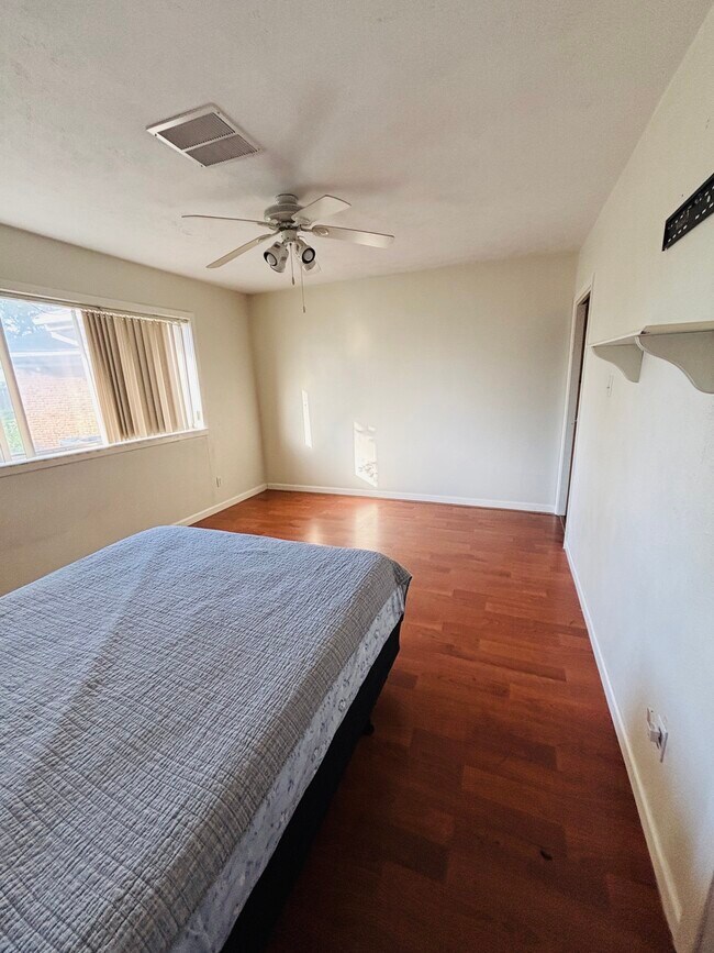 Building Photo - 4901 Timber Ln