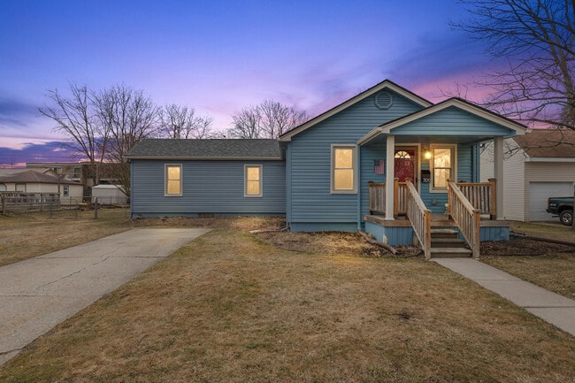 Building Photo - 3129 Prairie Ave