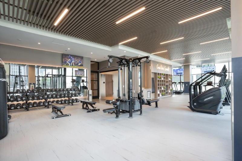 Building Photo - 300 N Union Ave