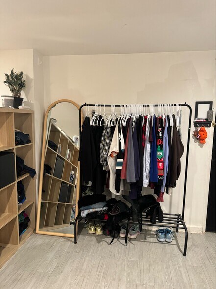 Building Photo - 184 Stuyvesant Ave