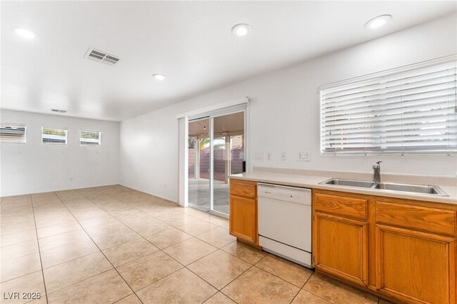 Building Photo - 10667 April Rose Ct