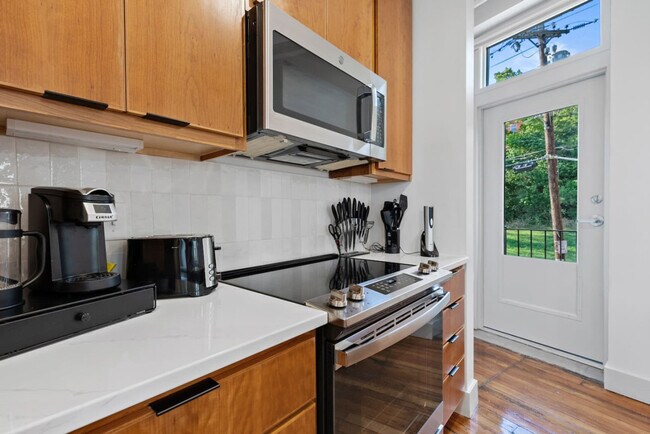 Building Photo - 155 Dorchester Ave