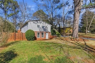 Building Photo - 3112 Dove Way
