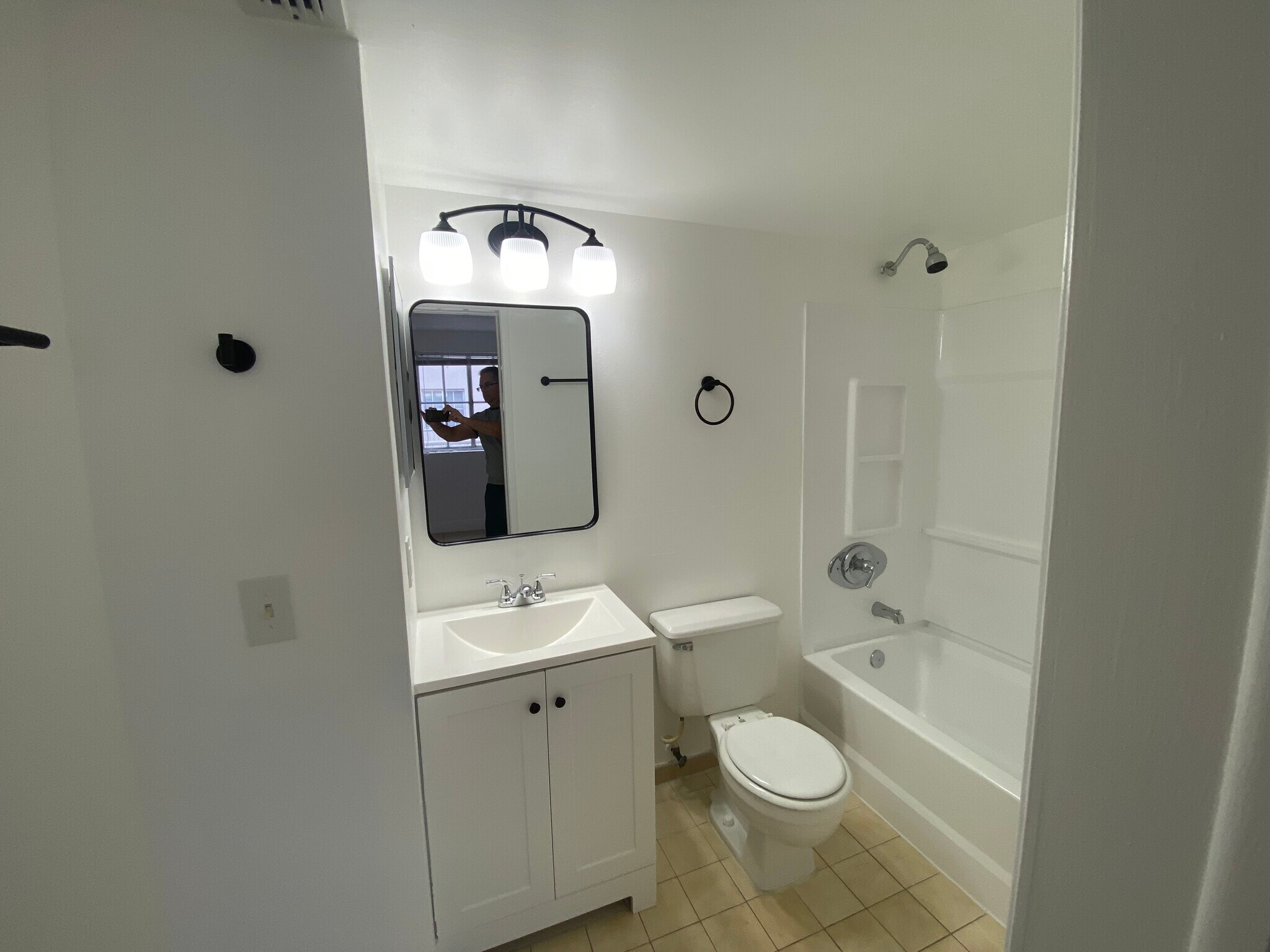 Building Photo - 6045 Northwest 186th Street