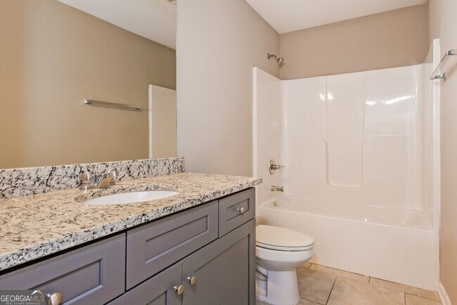 Building Photo - 23 Fieldcrest Dr