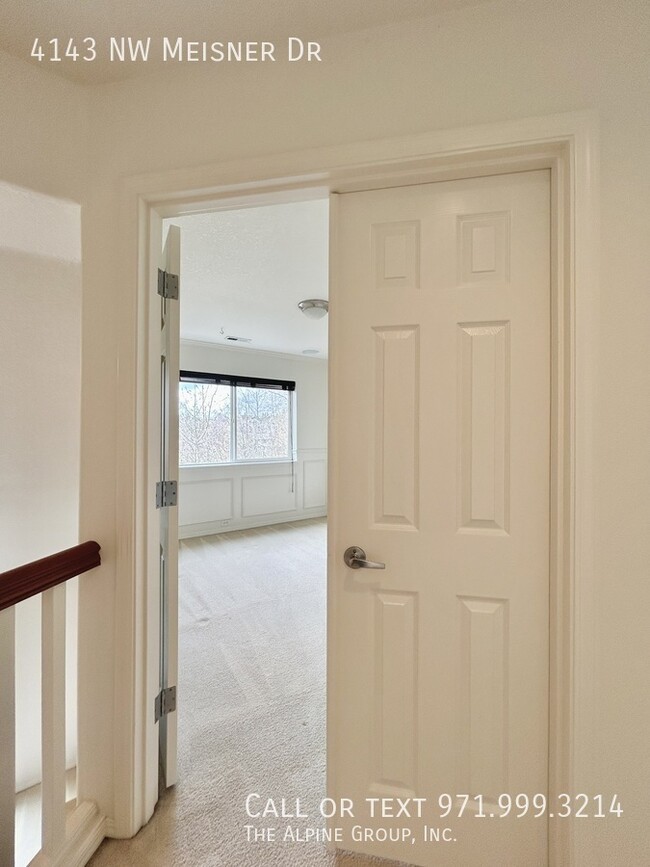 Building Photo - 4143 NW Meisner Dr