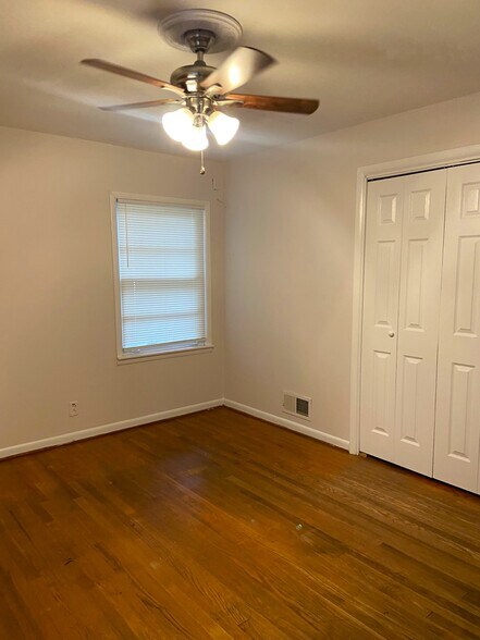 Building Photo - 4041 Crosshaven Dr