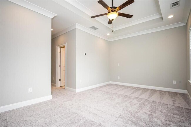 Building Photo - 6655 Sterling Dr