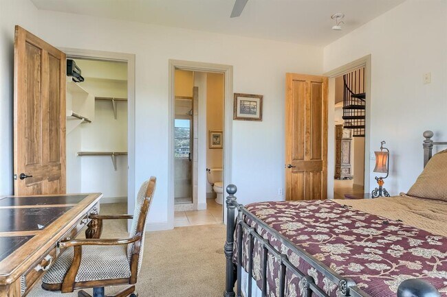 Building Photo - 429 Marina Village Cove