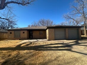 Building Photo - 7006 Vinton Ave