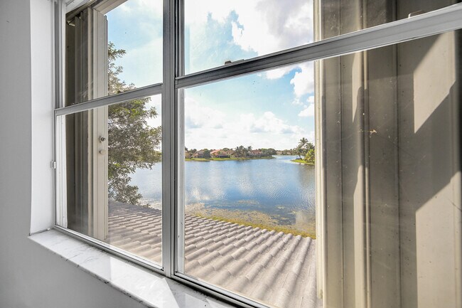 Building Photo - 7306 Michigan Isle Rd