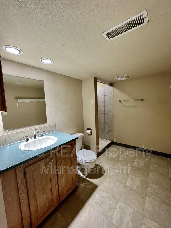 Building Photo - 3415 Syrah St