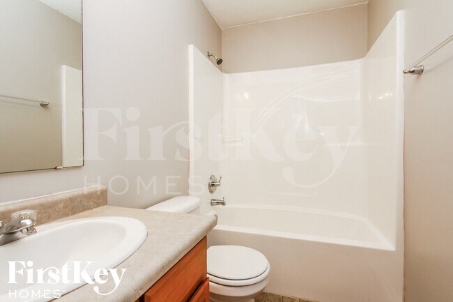 Building Photo - 8126 Oakley Ln