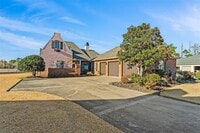 Building Photo - 4140 Primrose Dr