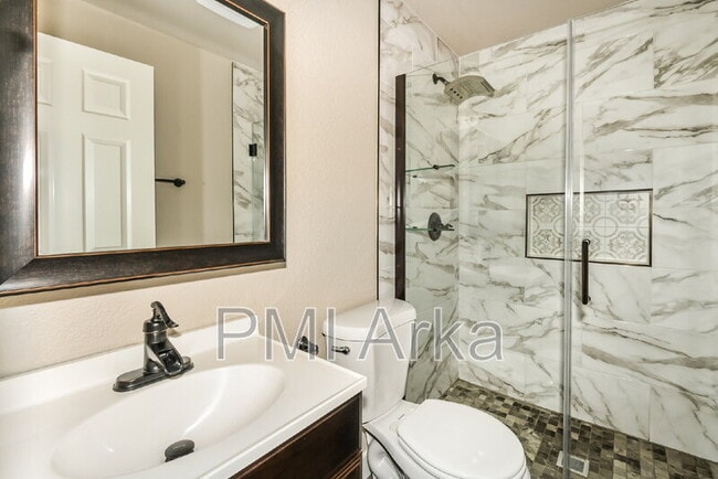 Building Photo - 320 166th Pl SE