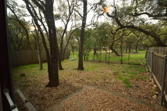 Building Photo - 9023 Sawtooth Ln