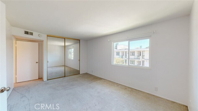 Building Photo - 12157 Moorpark St