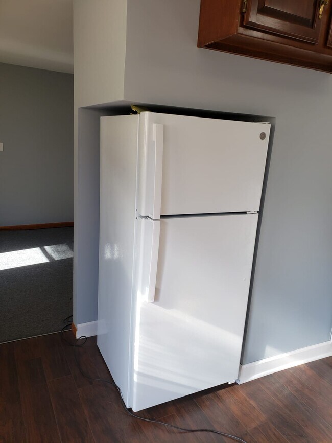 Building Photo - 5413 N Mobile Ave