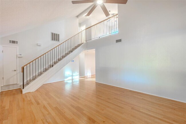 Building Photo - 8203 Beaver Brook Ln