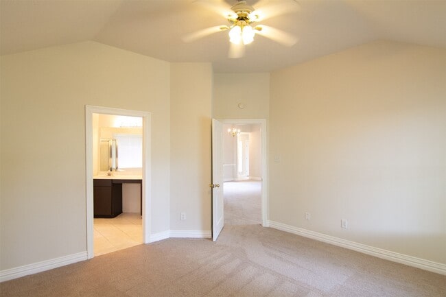 Building Photo - 12242 Kleinmeadow Dr