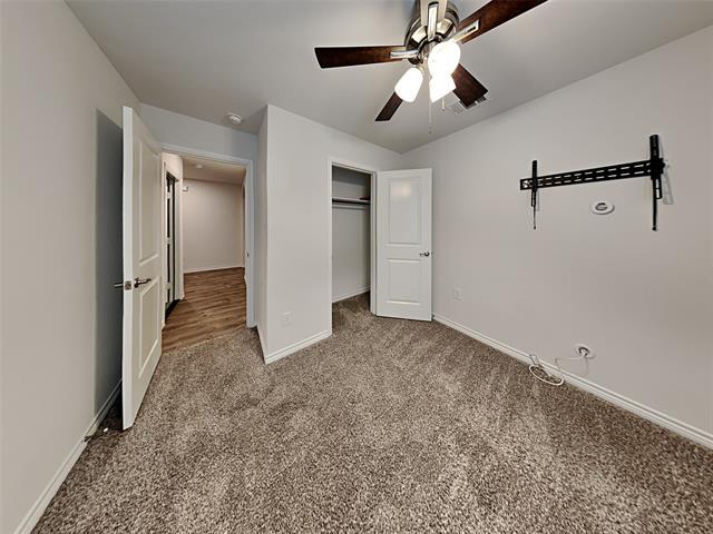 Building Photo - 604 Saddle Club Way