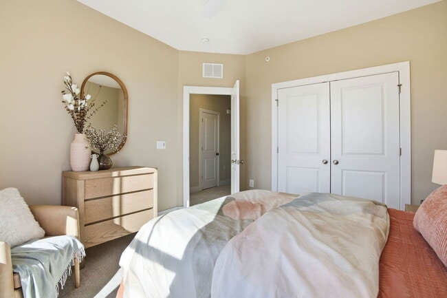 Building Photo - 6917 Cosby Vlg Ter