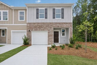 Building Photo - Fantastic 3bd/2.5ba home! Coming soon!