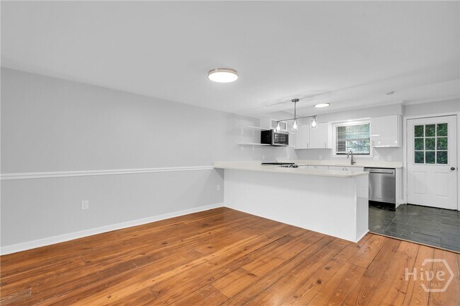 Building Photo - 2612 Whatley Ave