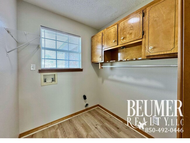 Building Photo - Lakefront Living Minutes to NAS & Perdido ...