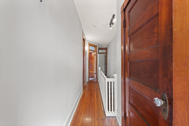 Building Photo - 445 Newton Pl NW