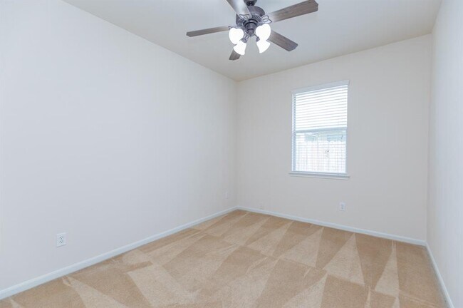 Building Photo - 7435 Boerne Creek Dr