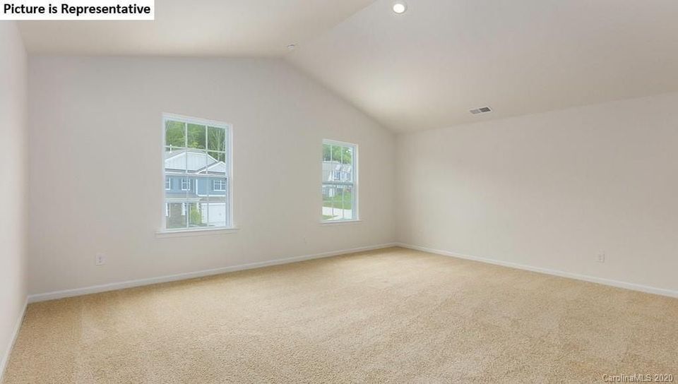 Building Photo - 154 Calderdale Ln