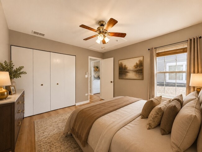 Building Photo - 2912 White Thorn Cir