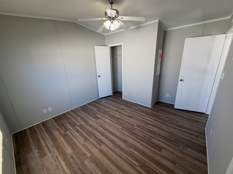 Building Photo - 110 N Michigan St