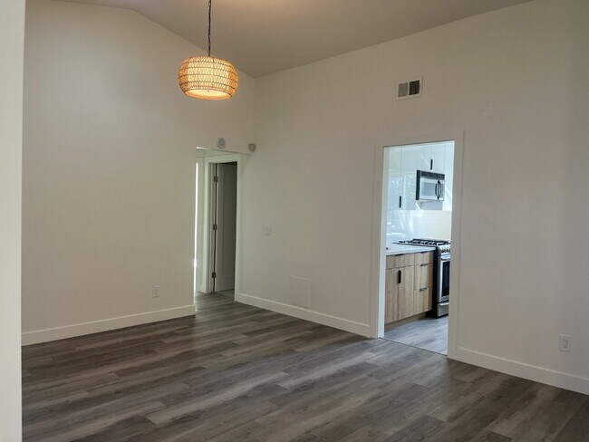 Building Photo - "Charming 4-Bedroom Coastal Retreat with 2 Baths"