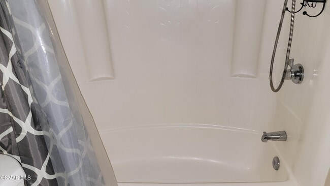 Building Photo - 3050 Wildwood Ave