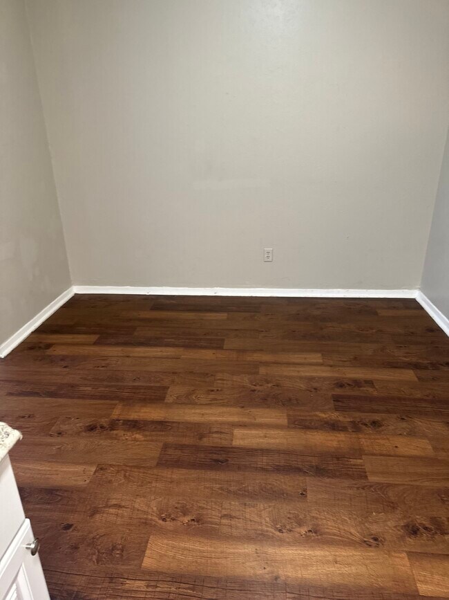 Dining - MB Country Meadow Apartments