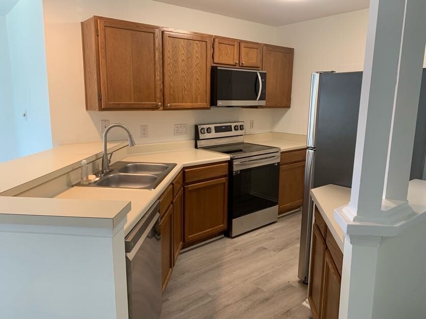 Building Photo - 18883 Vineyard Point Ln