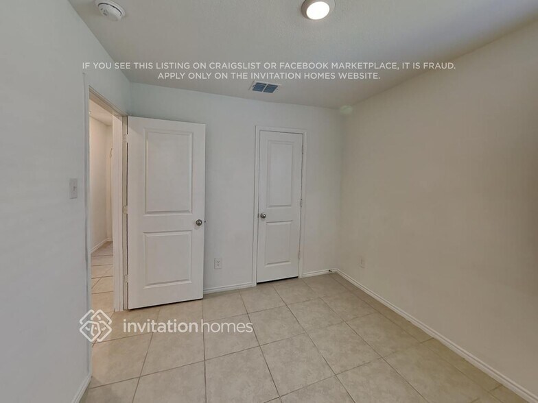 Building Photo - 3019 Wallace Wls Ct