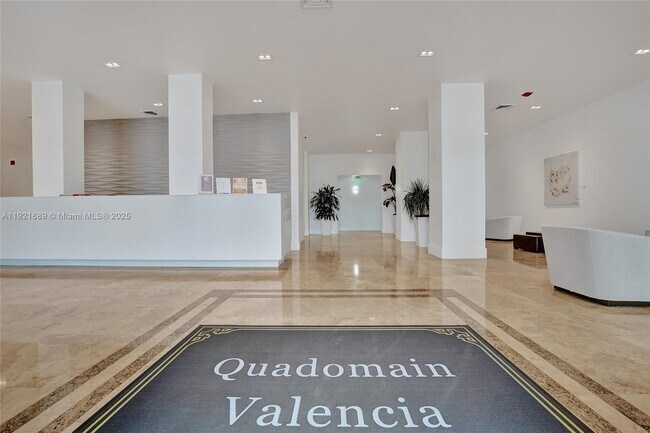 Building Photo - 2401 S Ocean Dr