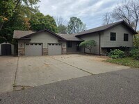 Building Photo - 4110 Juneau Ln N