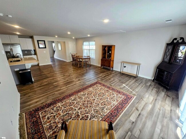 Building Photo - 246 Anna Gray Cir