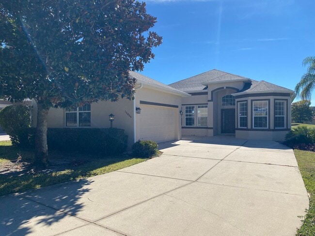 Building Photo - ANNUAL Lease – Unfurnished – Golf Course Lot - Designer Home in the highly sought-after gated com...