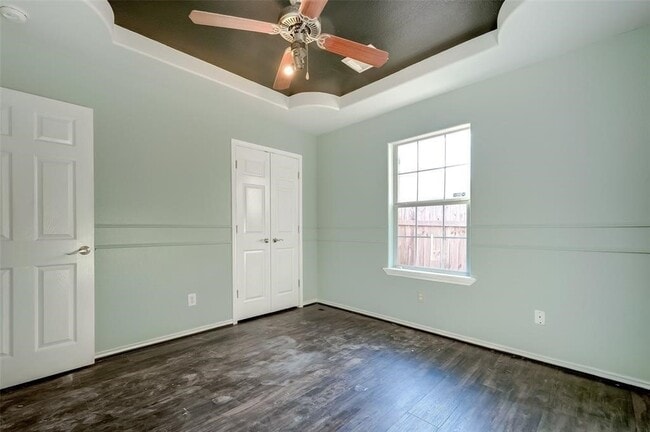 Building Photo - 18735 Reynolds Park Dr