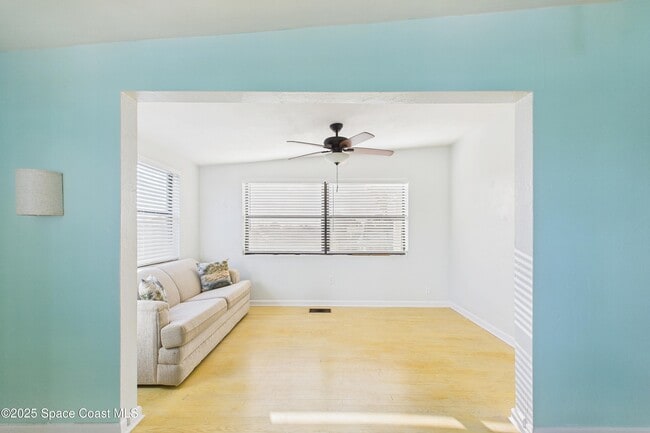 Building Photo - 106 Sunrise Ave